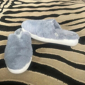 Toms Slippers